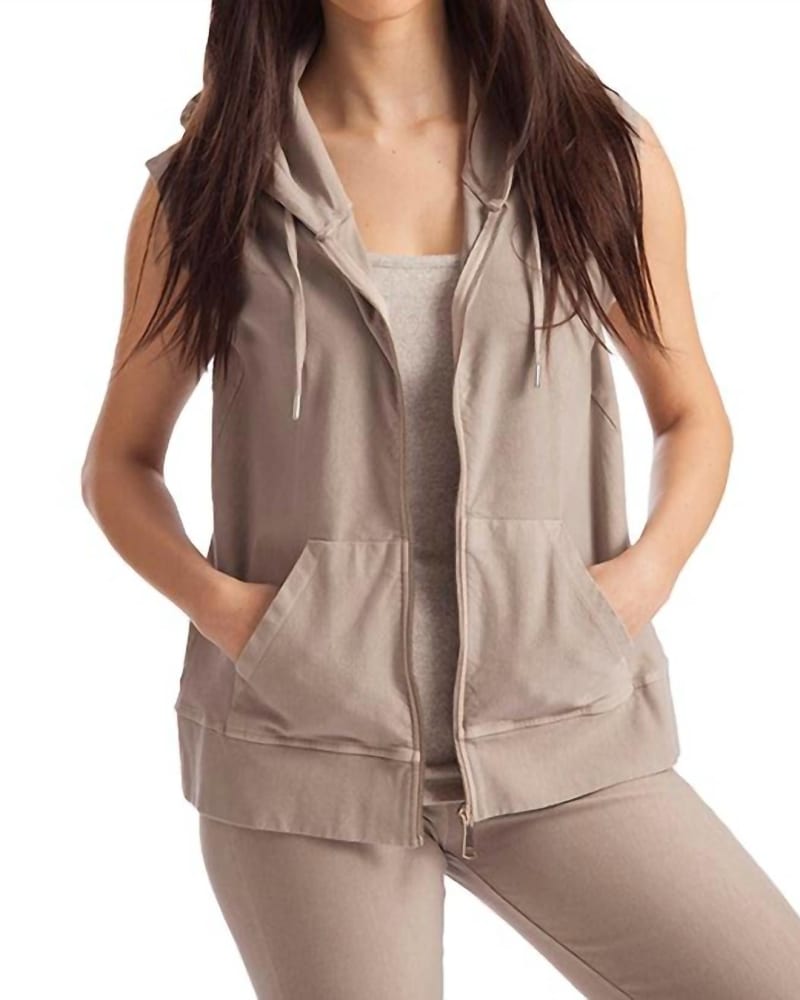 Front of a model wearing a size LG Leslie Hooded Vest in Oatmeal in Oatmeal by french kyss. | dia_product_style_image_id:326155